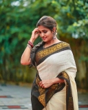 actress-remya-nambeesan-photoshoot-in-kerala-onam-saree-003