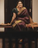 ramya-nambeesan-in-traditional-saree-look-photos-005