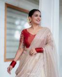 ramya-nambeesan-latest-photos-on-stage-performance-004