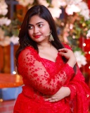 shaalin-zoya-in-red-net-saree-look-photos-003