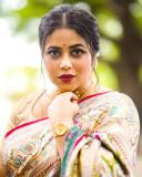 shamna-kasim-in-saree-with-jasmin-photos-001