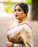 shamna-kasim-in-saree-with-jasmin-photos-003