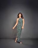 shriya-saran-in-latest-fashion-style-photos-021