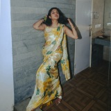 srinda-looking-glamour-in-multi-colour-printed-saree-photos-006