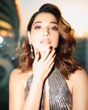 tamanna-photos-in-new-style-005