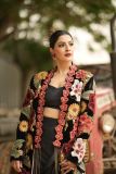 varalaxmi-sarathkumar-latest-photoshoot-photos-009