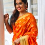 sarayu mohan latest photos -012