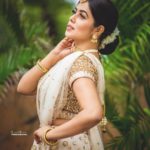 shamna kasim latest images 0921 008