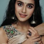 priya varrier images new 5645 002