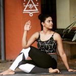 actress iniya yoga photos