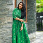 rajisha vijayan new green dress photos 001