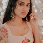 priya prakash varrier new photos