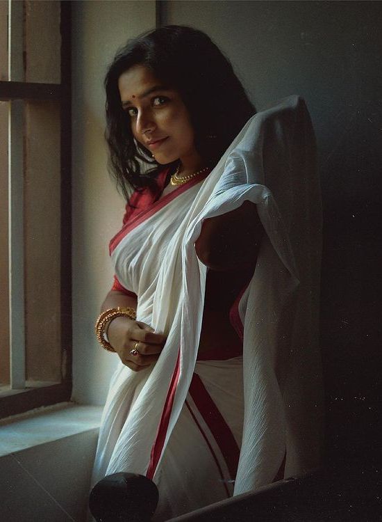 Rajisha Vijayan | രണ്ട് സന്തോഷങ്ങൾക്കൊപ്പം ഒരു വലിയ ദുഃഖവും; 2023നെ  കുറിച്ച് രജിഷാ വിജയൻ | Rajisha Vijayan shares what made the bygone year  special for her – News18 മലയാളം