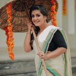 malayalam actress sarayu latest onam 2021 photos 004