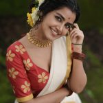 Anupama Parameswaran latest onam photos in kerala sree 2021 005