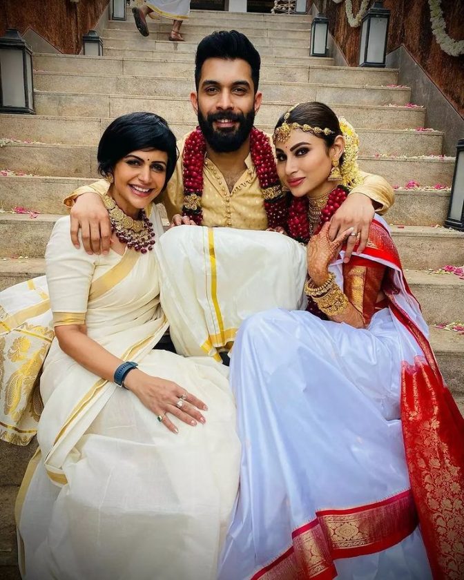 Mouni Roy Wedding Photos : Mouni Roy Got Married To Suraj Nambiar ...