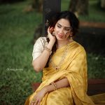 aditi ravi new photos in golden saree latest 001