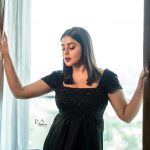 shamna kasim new photos in black gown with simple makeup 006