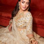 mrunal thakur in bridal lehenga look 002