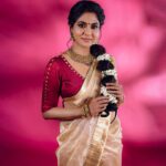 poornima indrajith in traditional saree with maroon blouse images latest