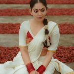 Ahaana Krishna in Pranaah Nellu Kalyani saree set pictures