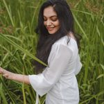 ahaana krishna in white short top dress 005