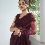 trisha in dark pink saree photos 003