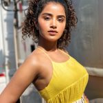 anupama parameswaran in yellow sleeveless top photos 001