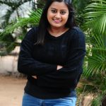 ansiba hassan in black full sleeve top and jeans photoshoot 001