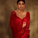 shriya saran in red saree photos