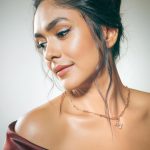 mrunal thakur photos hd 003