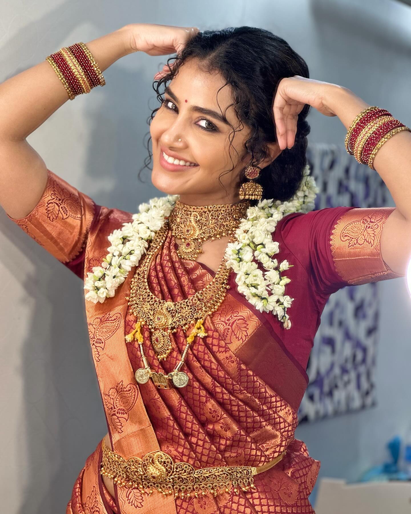 actress anupama parameswaran new photos in silk saree and blouse 001