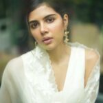 kalyani priyadarshan in sleevless white lehanga look photos 010