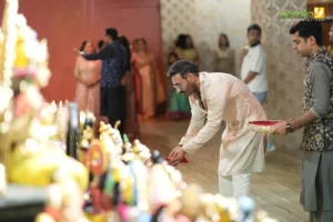 Ajay Devgn at kalyan navratri 2024 photos 001