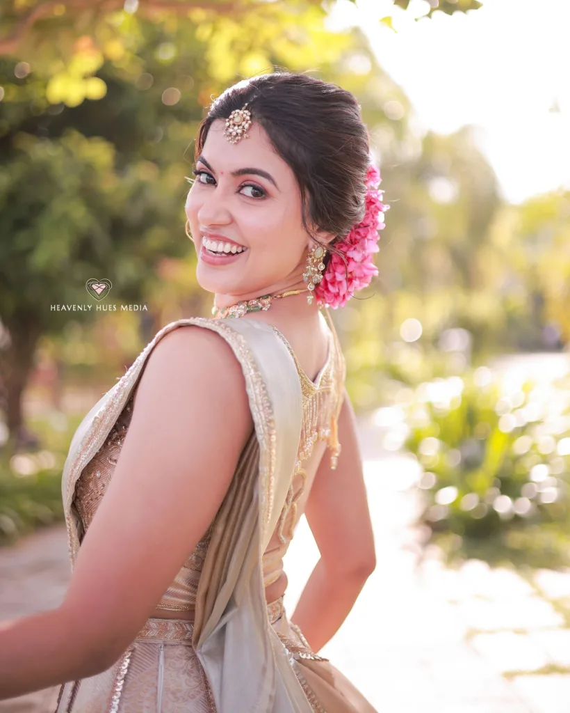 Anju Kurian Engagement Photos 002