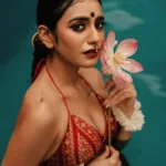 priya varrier photoshoot in water new 005